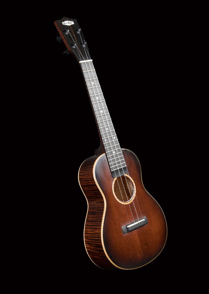 Ručně vyrobené ukulele od Štěpána Ondráka