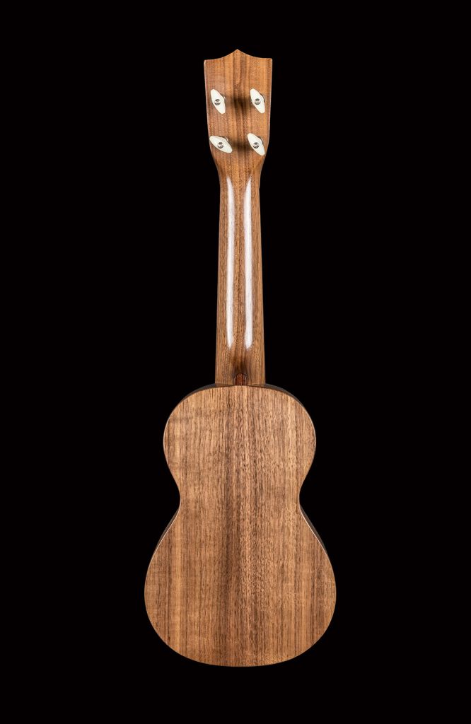 Ručně vyrobené ukulele od Štěpána Ondráka